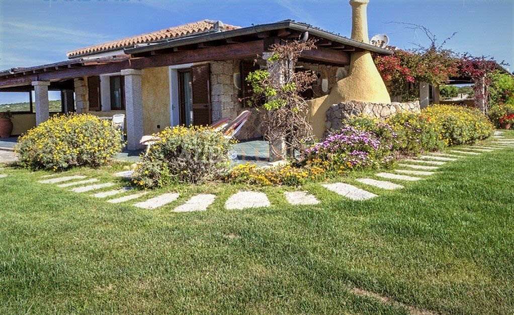 Property photo 1 of 24
