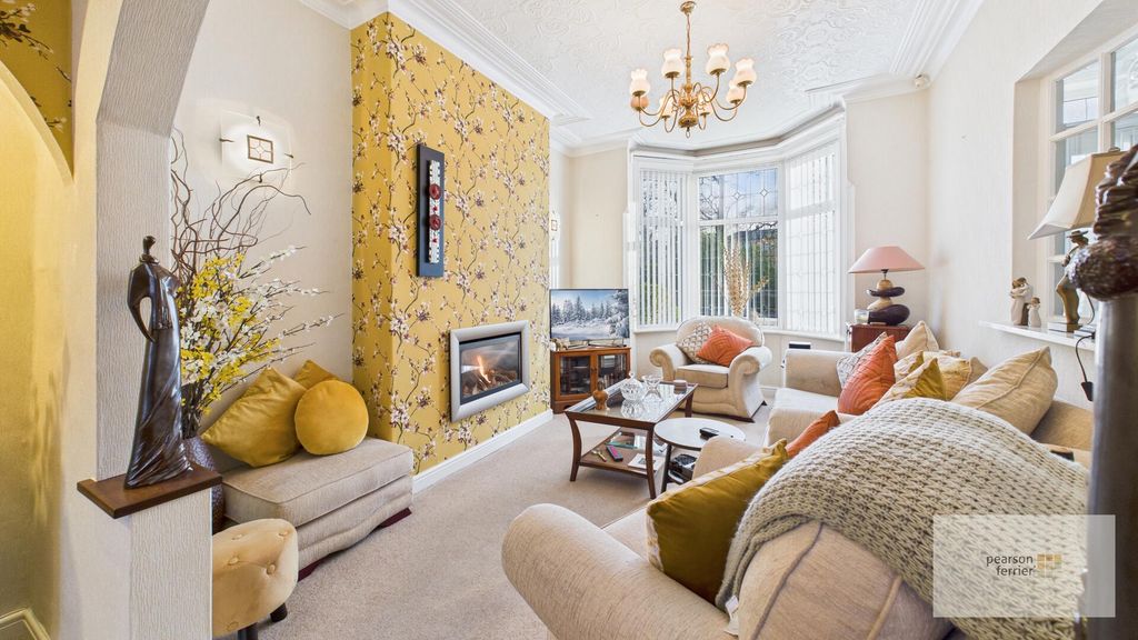 Property photo 2 of 19 Living Room