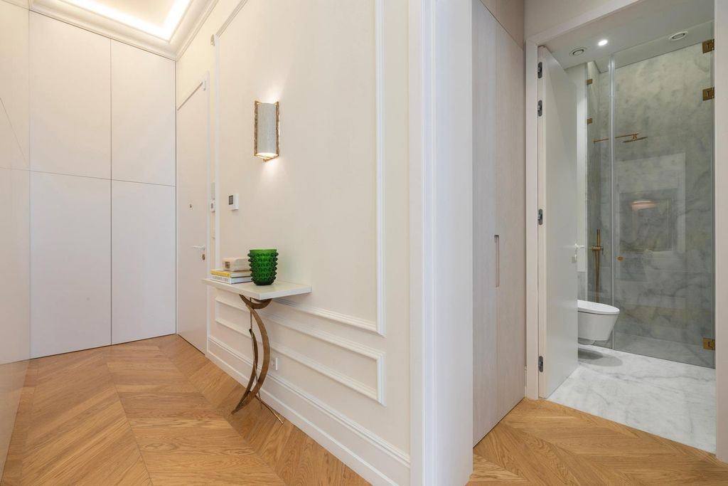 Property photo 1 of 50 Parisian Elegance In The Heart Of Lisbon