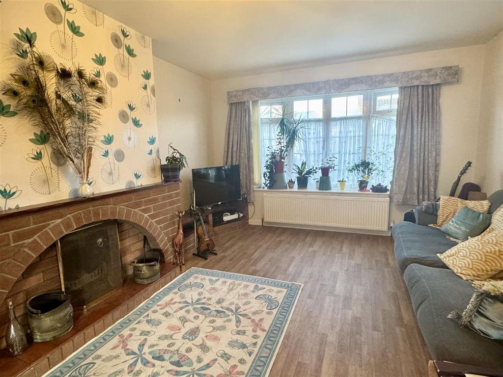 Property photo 2 of 12 Img_8943.Jpeg