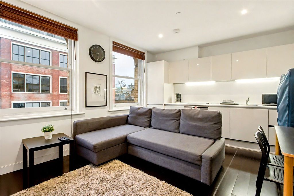 Property photo 2 of 12 Picture No. 13