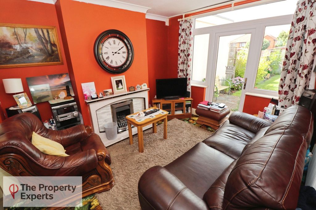 Property photo 3 of 17