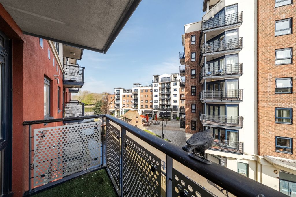 Property photo 3 of 9 67F3Bb5050623-127356