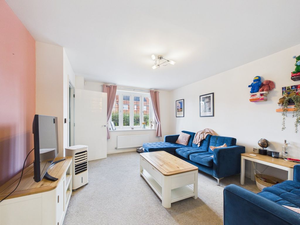 Property photo 2 of 17 Picture No. 36