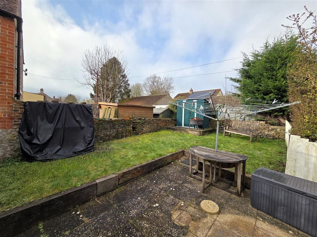 Property photo 3 of 9 56 Pound - Garden 1.Jpg