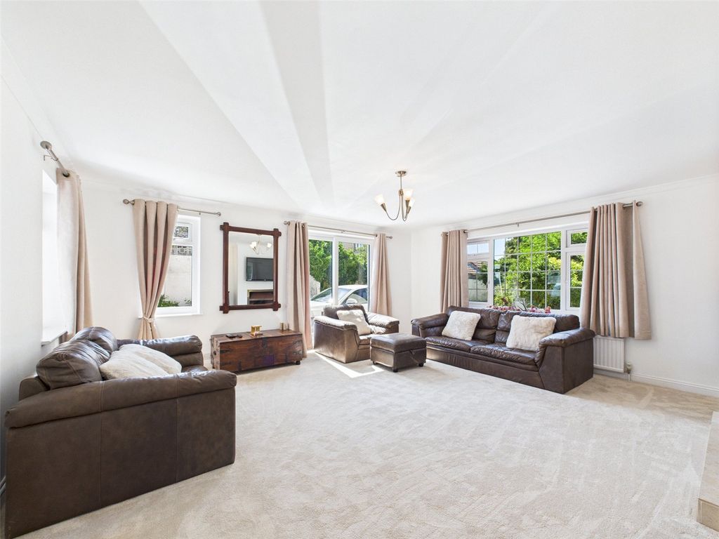 Property photo 2 of 11 Picture No. 09