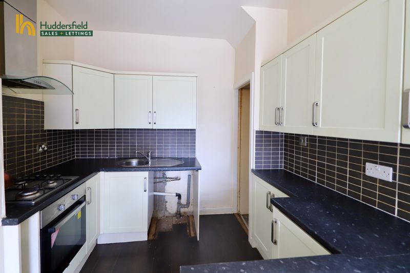 Property photo 2 of 12 Kitchen
