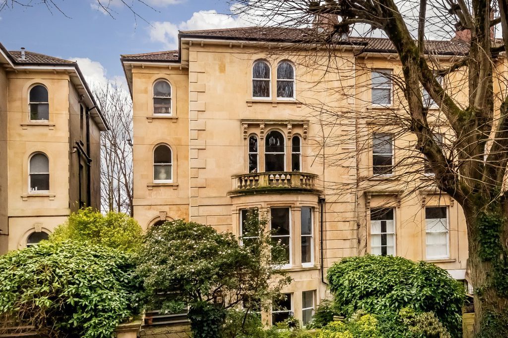 Property photo 1 of 15 External