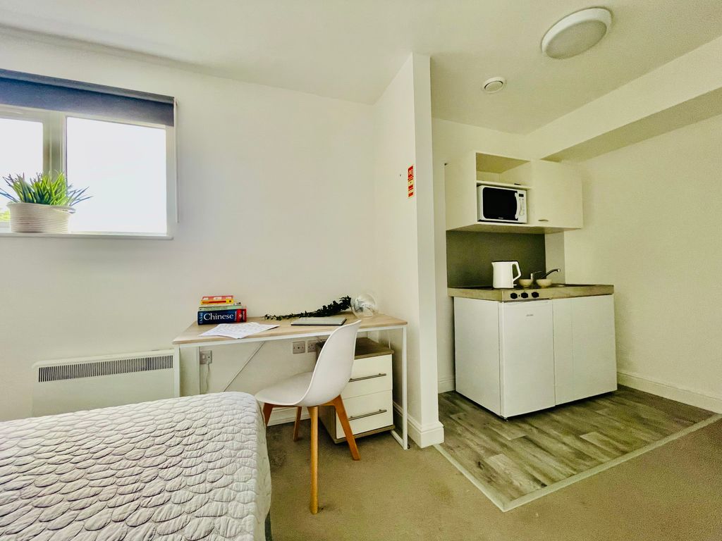 Property photo 2 of 4