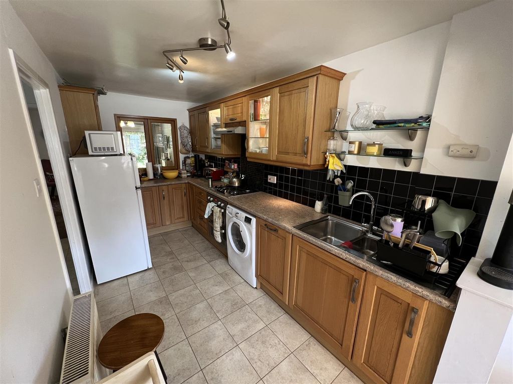 Property photo 2 of 13 Img_0552.Jpg