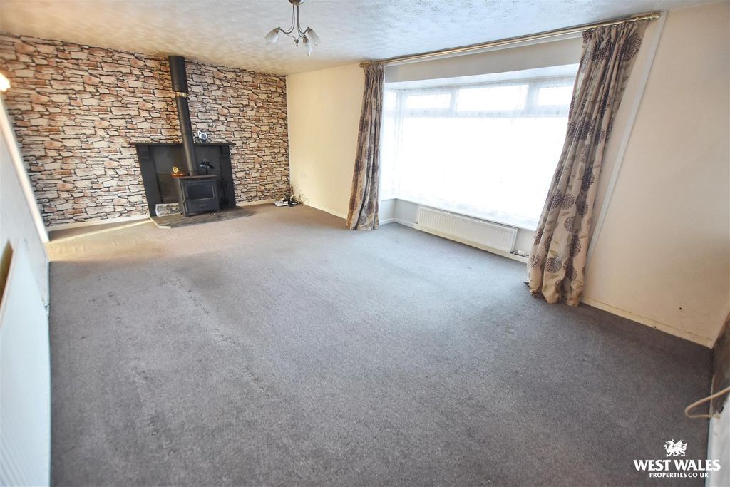 Property photo 3 of 22 15 (71).Jpg