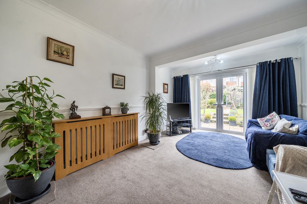 Property photo 2 of 19 Reception