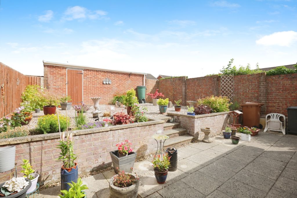 Property photo 3 of 10