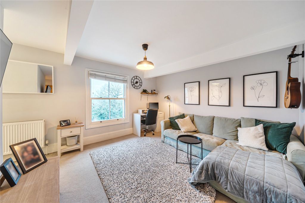 Property photo 3 of 8 Picture No. 04