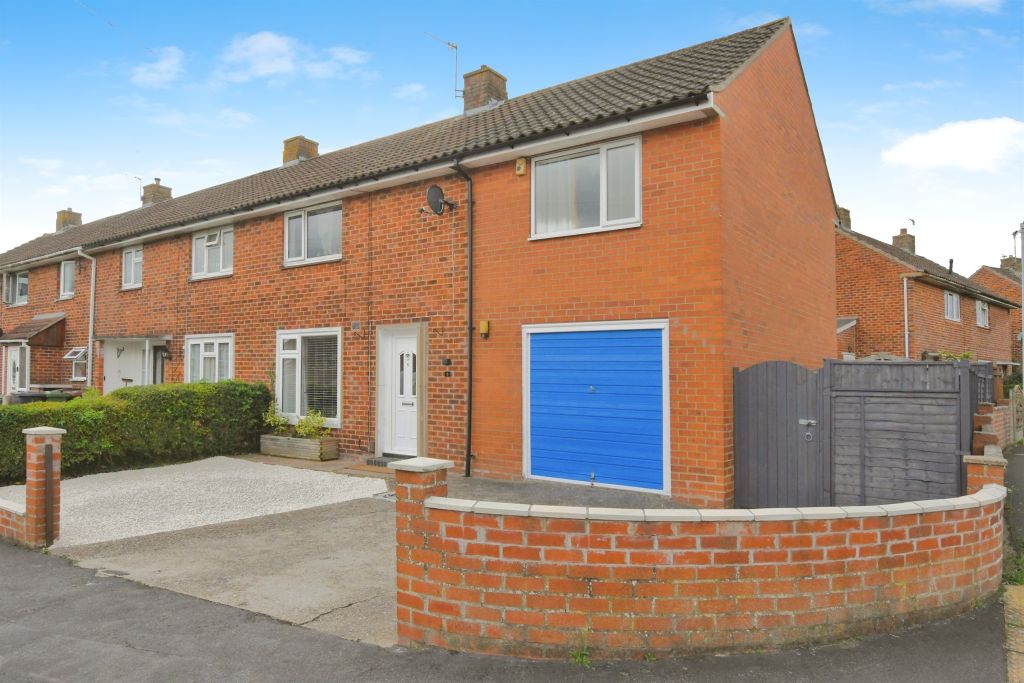 Property photo 1 of 18