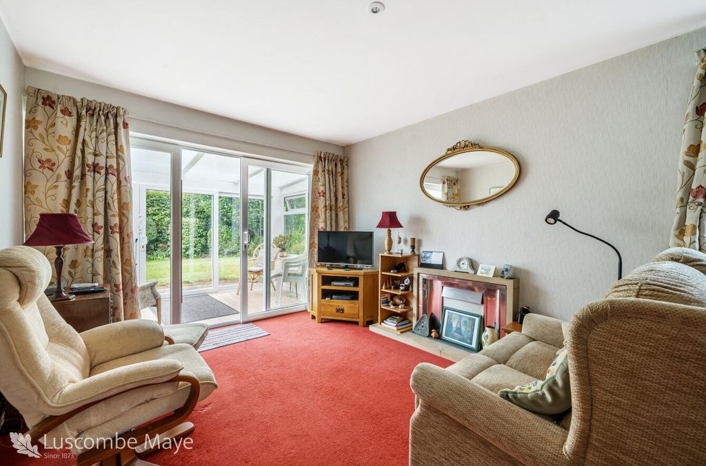 Property photo 3 of 17
