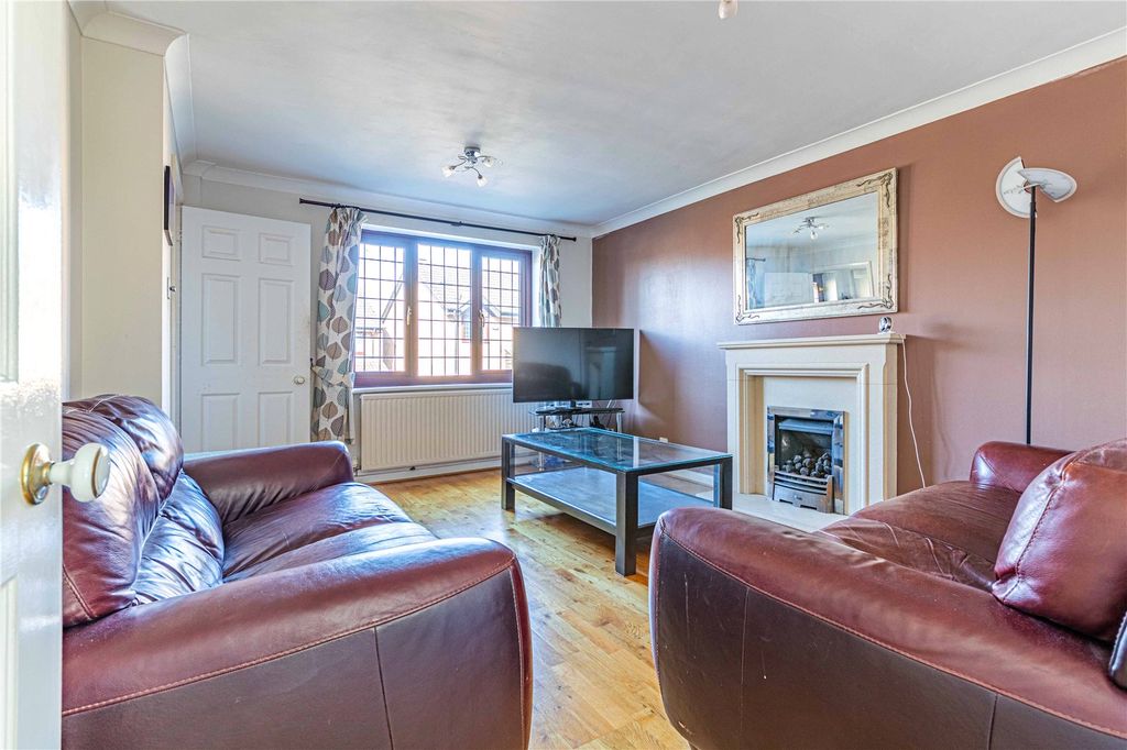 Property photo 2 of 12 Picture No. 10