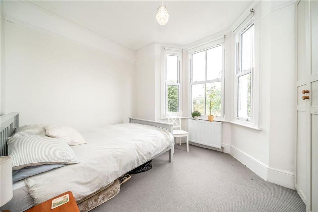 Property photo 3 of 4