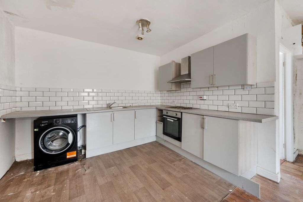 Property photo 2 of 10 Image 2