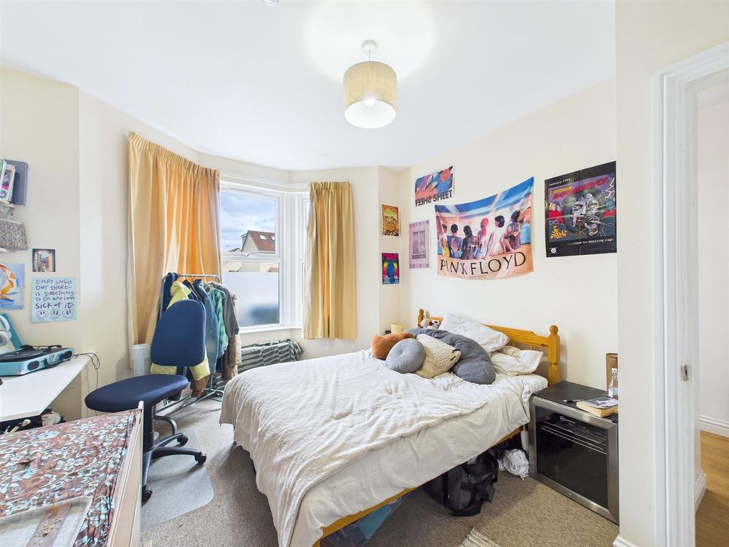 Property photo 3 of 15 6 Bedroom HMO (4).Jpg