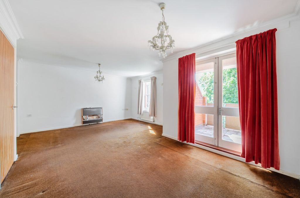 Property photo 2 of 24 1502585 (15)