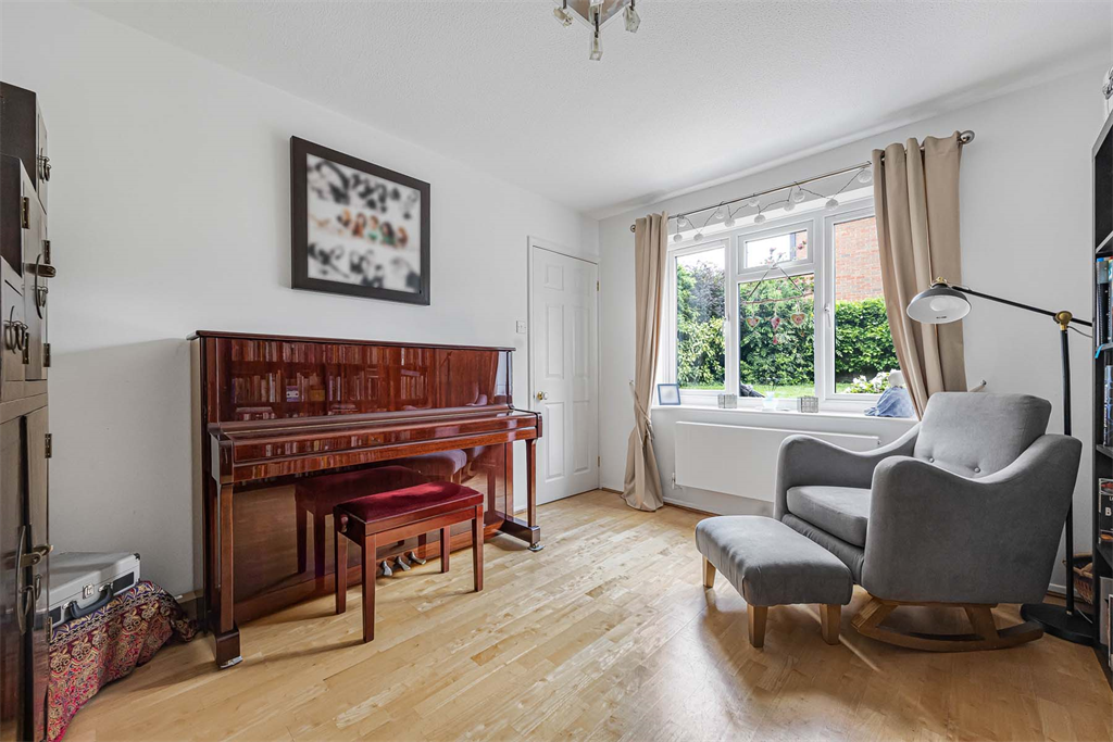 Property photo 3 of 18