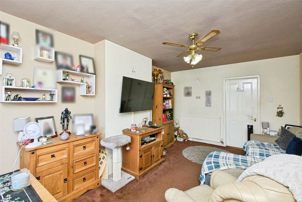 Property photo 3 of 13 Picture No. 21