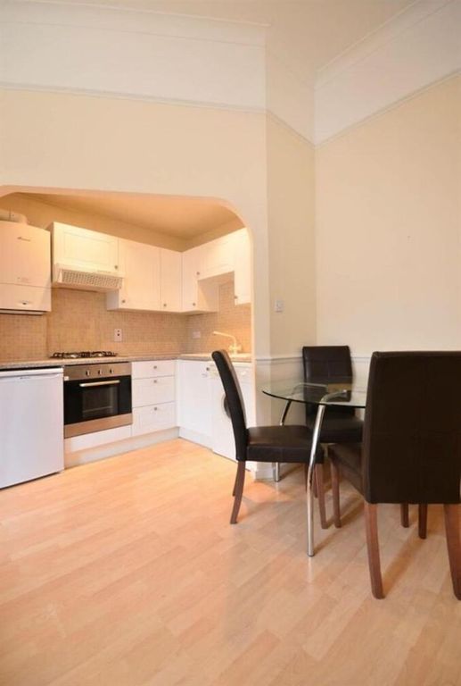 Property photo 3 of 7 07c30d44-1Cae-4F85-B585-9161B93E7Fac.Jpg