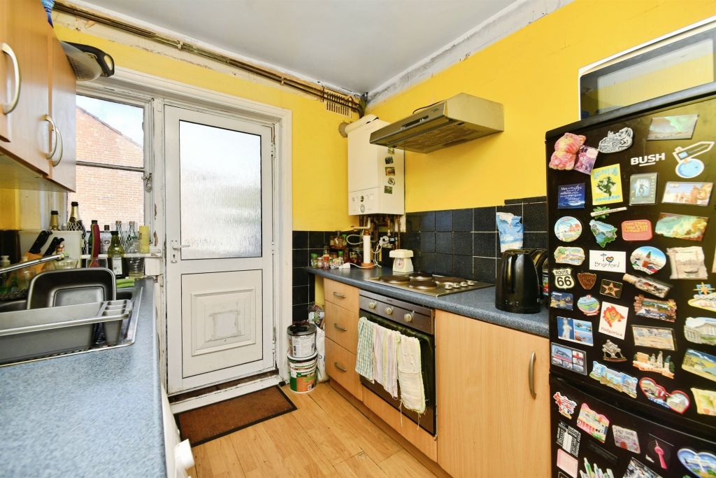 Property photo 2 of 16