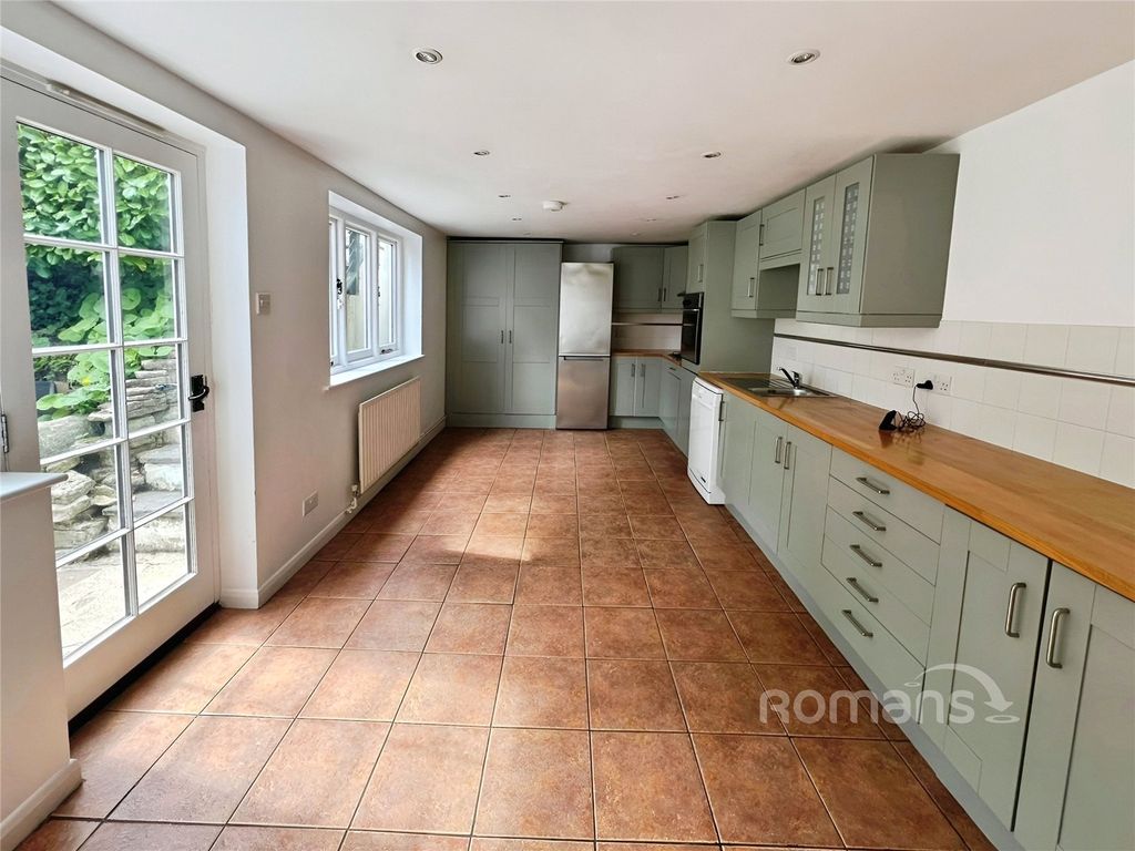 Property photo 3 of 13 Picture No. 30