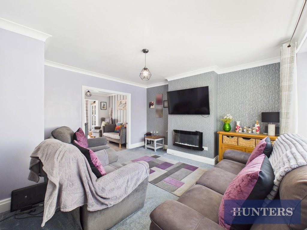 Property photo 3 of 20 Cam03463G0-Pr0148-Still018.Jpg
