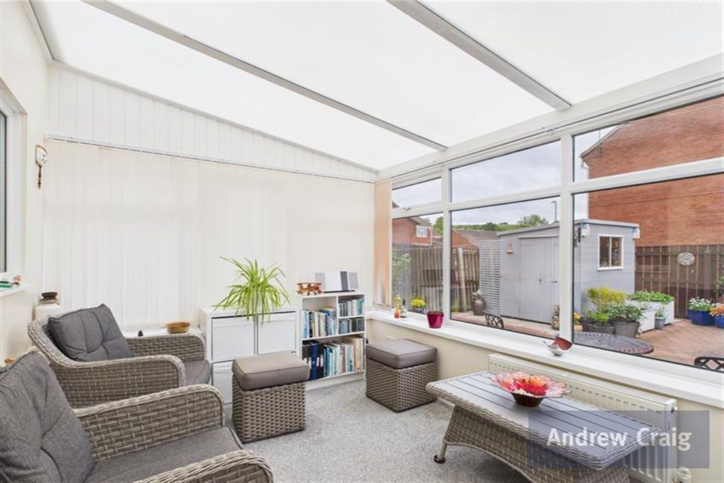 Property photo 3 of 17 Conservatory