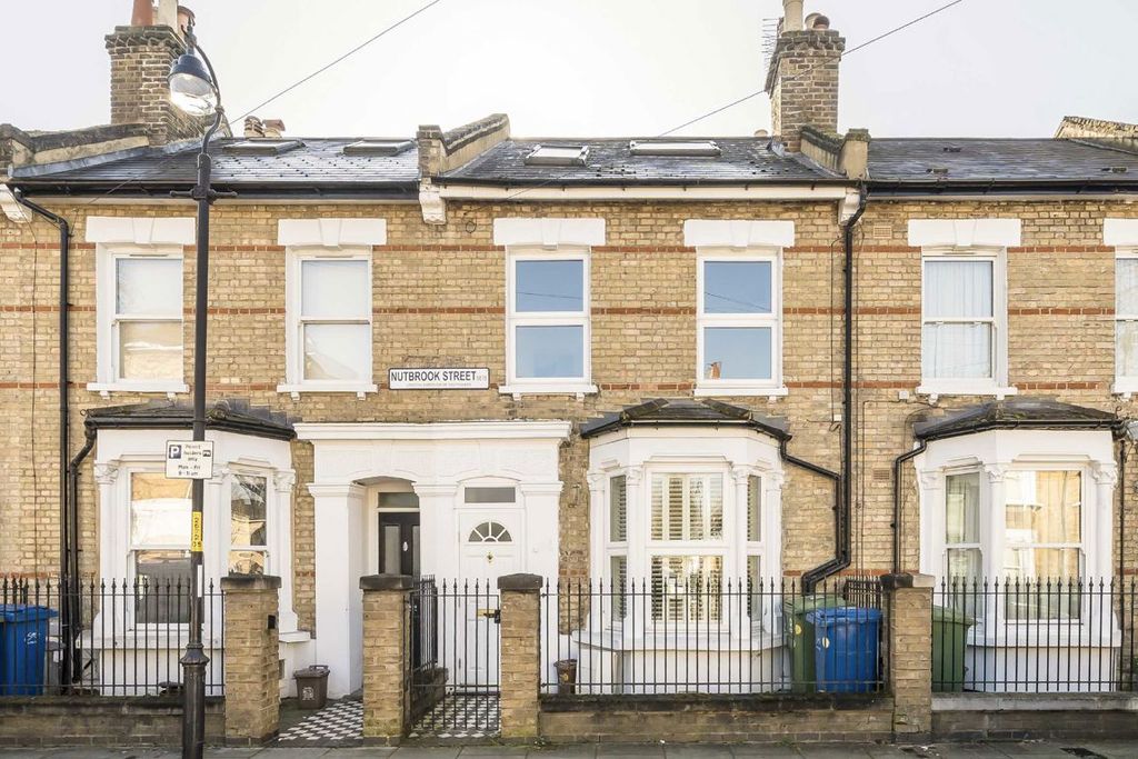 Property photo 1 of 10