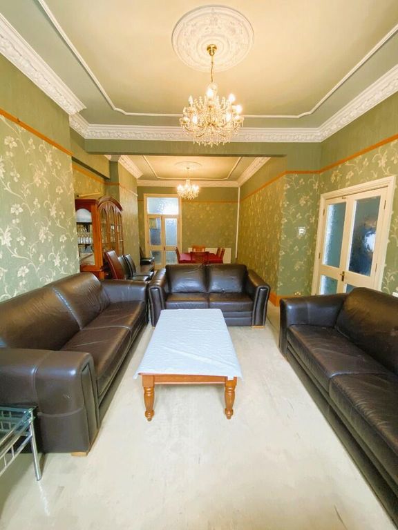 Property photo 2 of 36