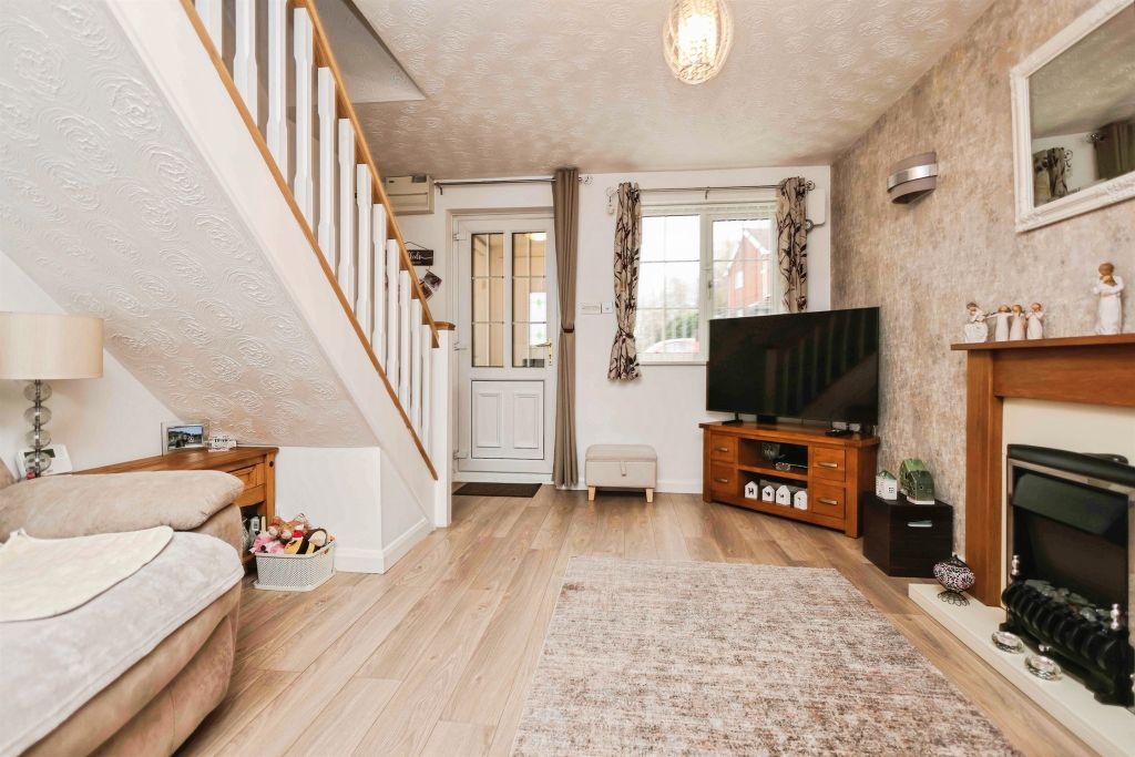 Property photo 2 of 20