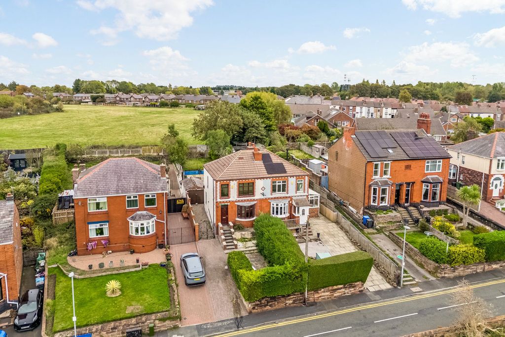 Property photo 1 of 27