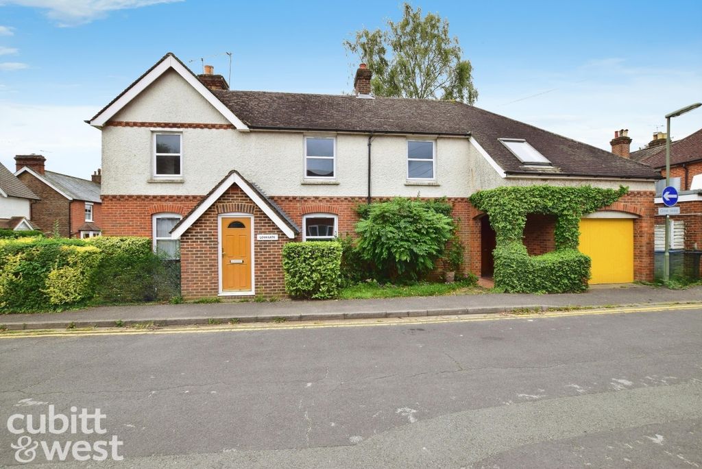 Property photo 1 of 13 Editedimage-4A29F...