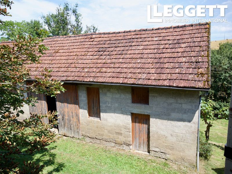 Property photo 3 of 10