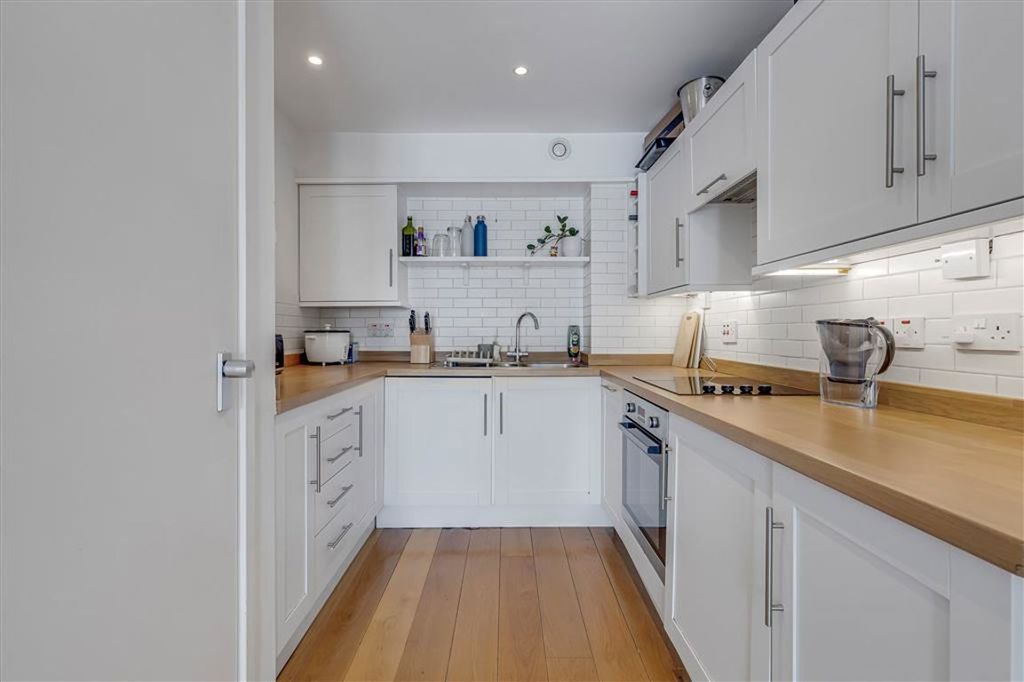 Property photo 2 of 5