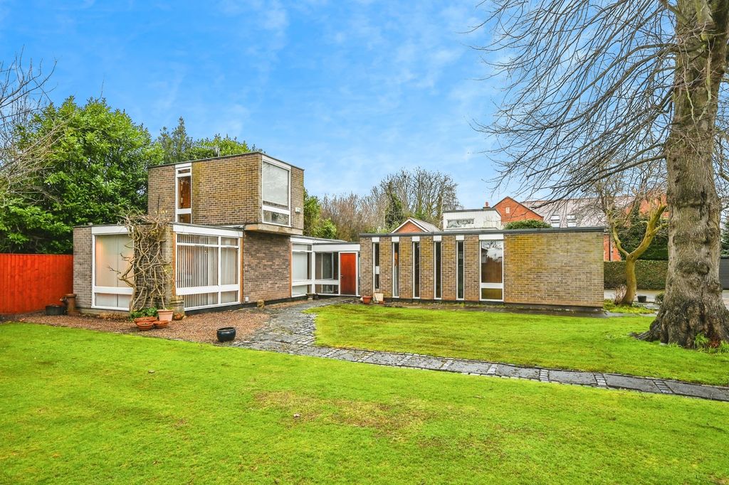 Property photo 3 of 17 Pbox-Img.Jpg