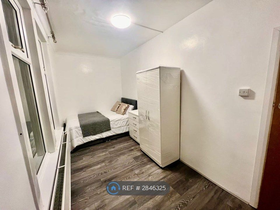 Property photo 1 of 4 Room 1