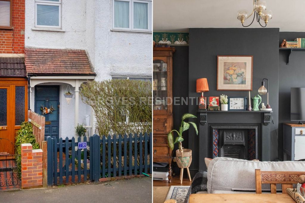 Property photo 2 of 17