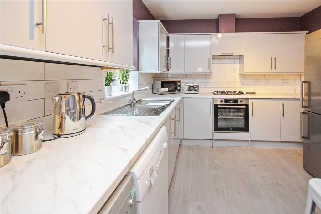 Property photo 1 of 17 Picture 1