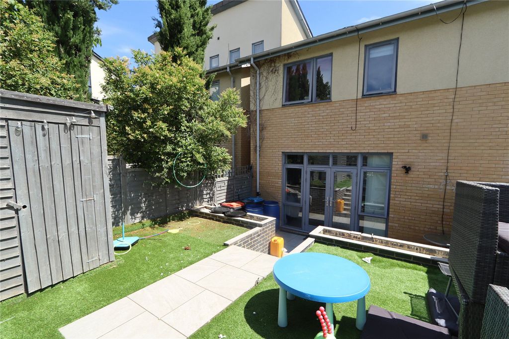 Property photo 2 of 10 Picture No. 07
