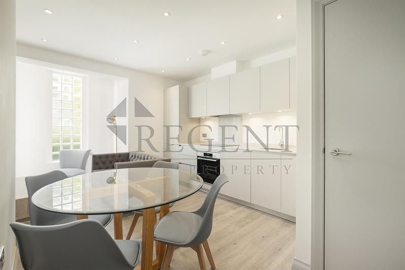 Property photo 3 of 8 Dining Area