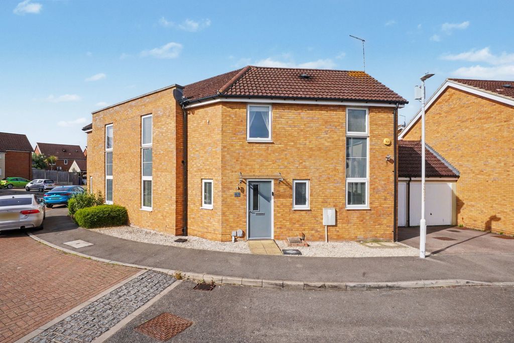 Property photo 1 of 24