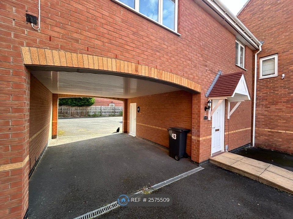Property photo 2 of 13