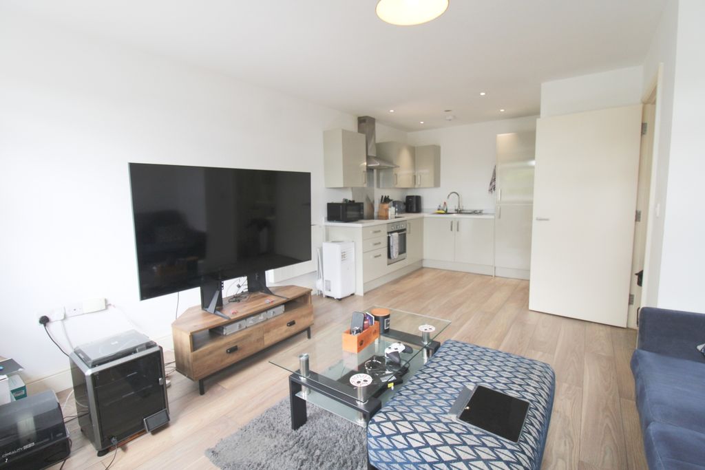 Property photo 2 of 6 Img_2838