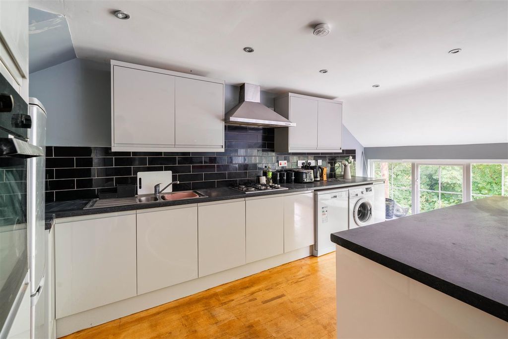 Property photo 2 of 19 Open Plan-8.Jpg