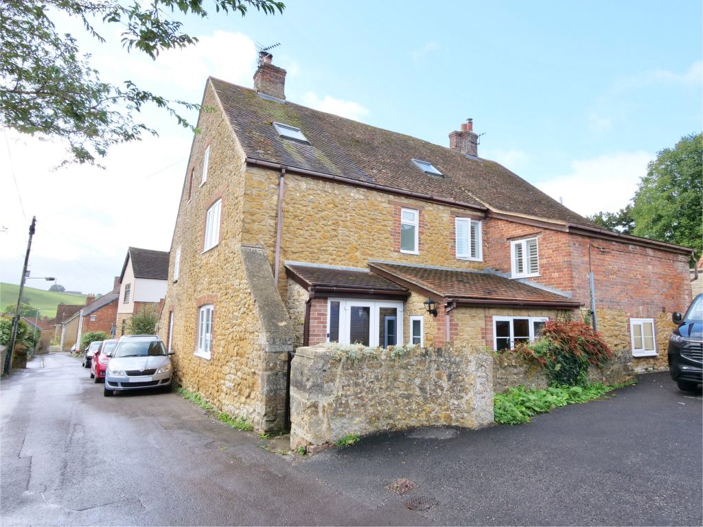 Property photo 1 of 22